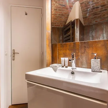 Beautiful House-4br10p- South Pigalle-opera Apartment Paris